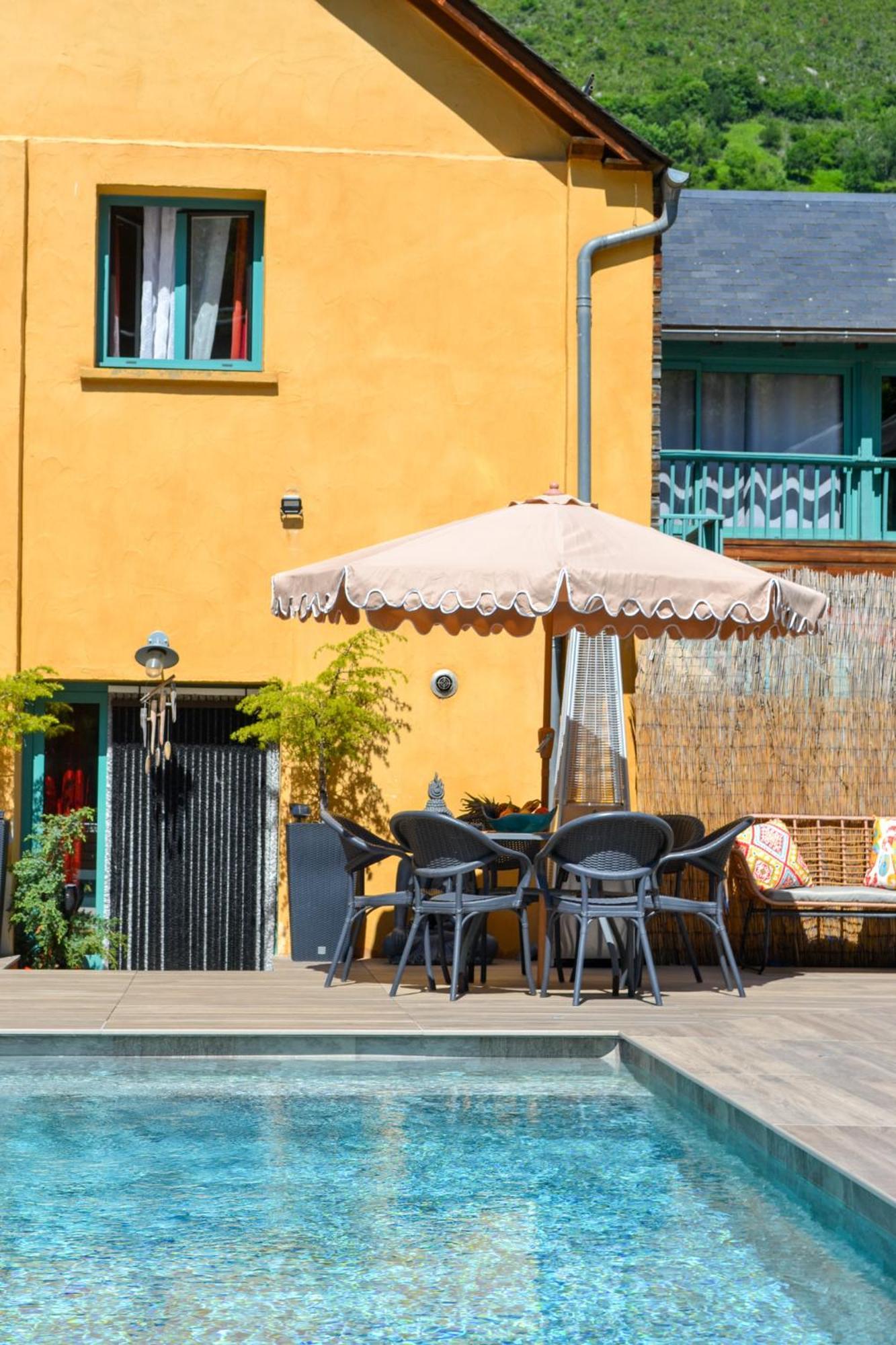 A Nouste Chambres D'Hotes Et Gite Only Adults 康庞 外观 照片